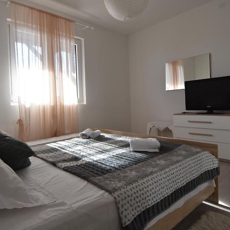 Apartment *Biba* Dugi Rat Ngoại thất bức ảnh